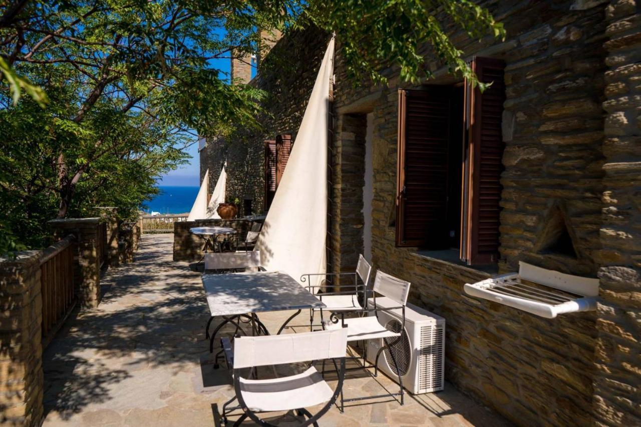 Nicolas Aparthotel