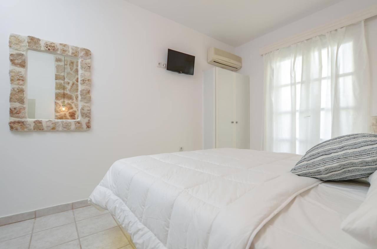 Simos Luxury Naxos City