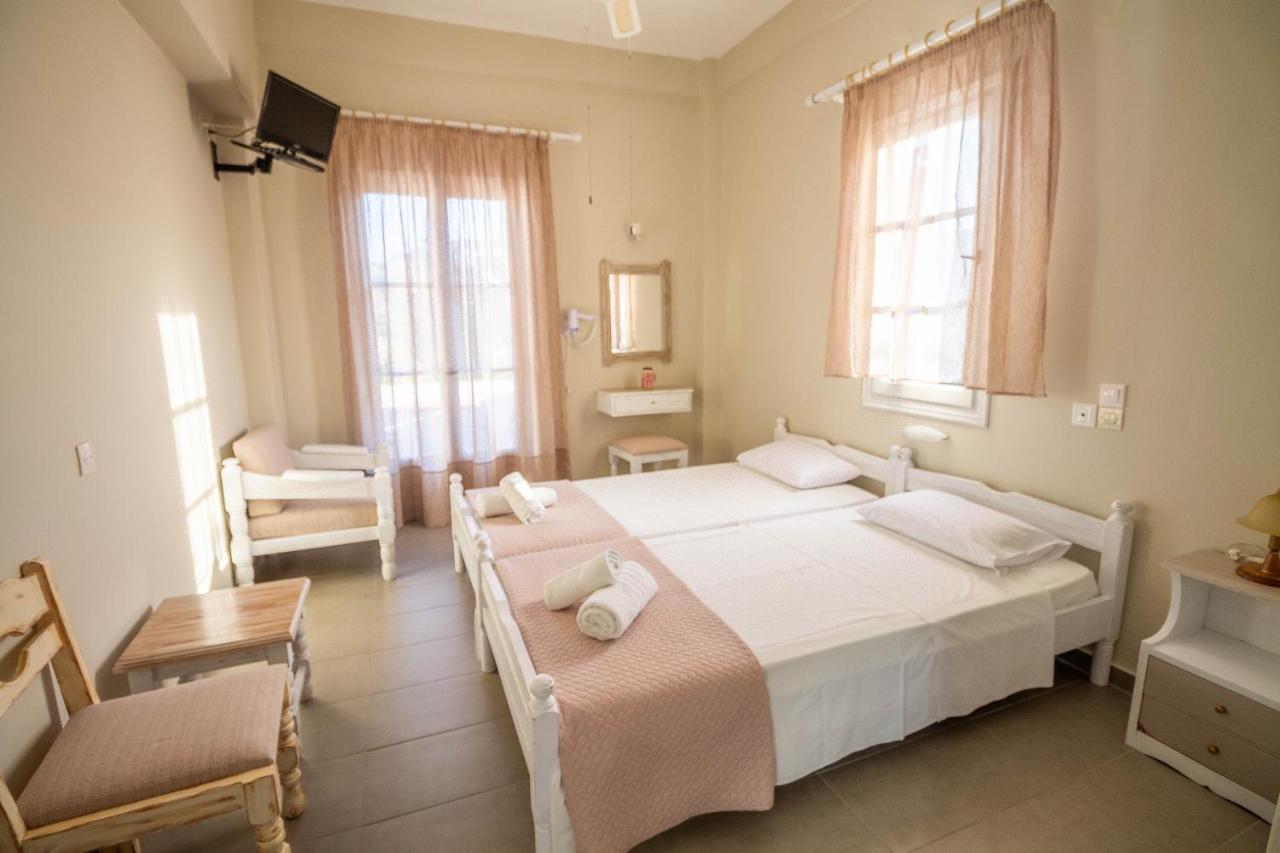 Meltemi Kythnos Hotel 2*
