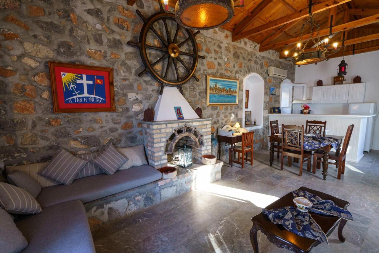 Mandraki Apartment Hydra (Saronic Islands)