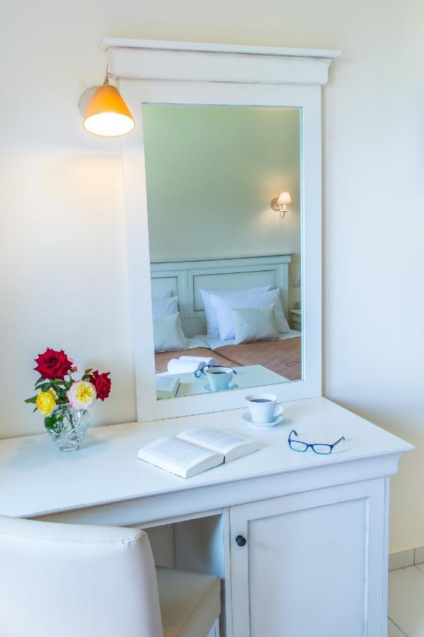 Philoxenia Hotel