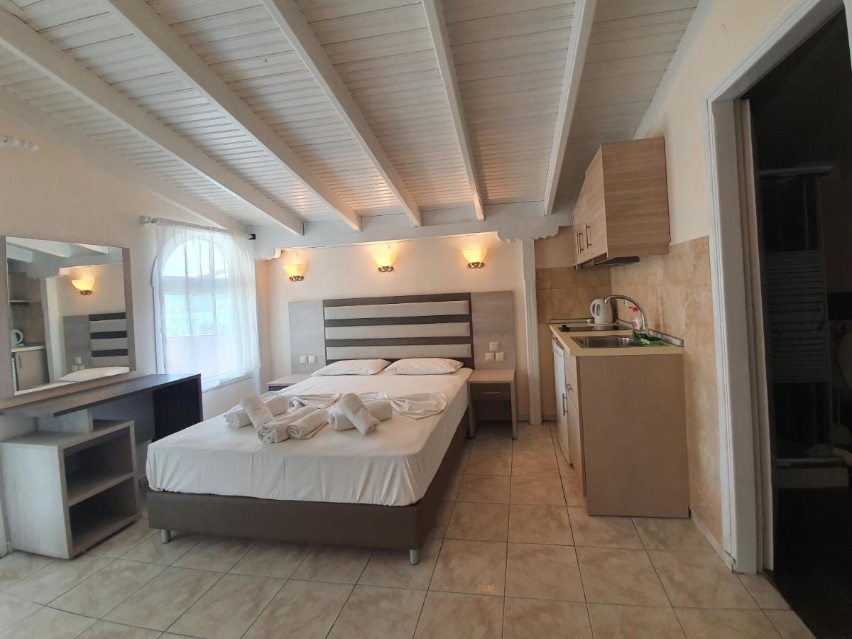 Apartment Anna Neos Marmaras