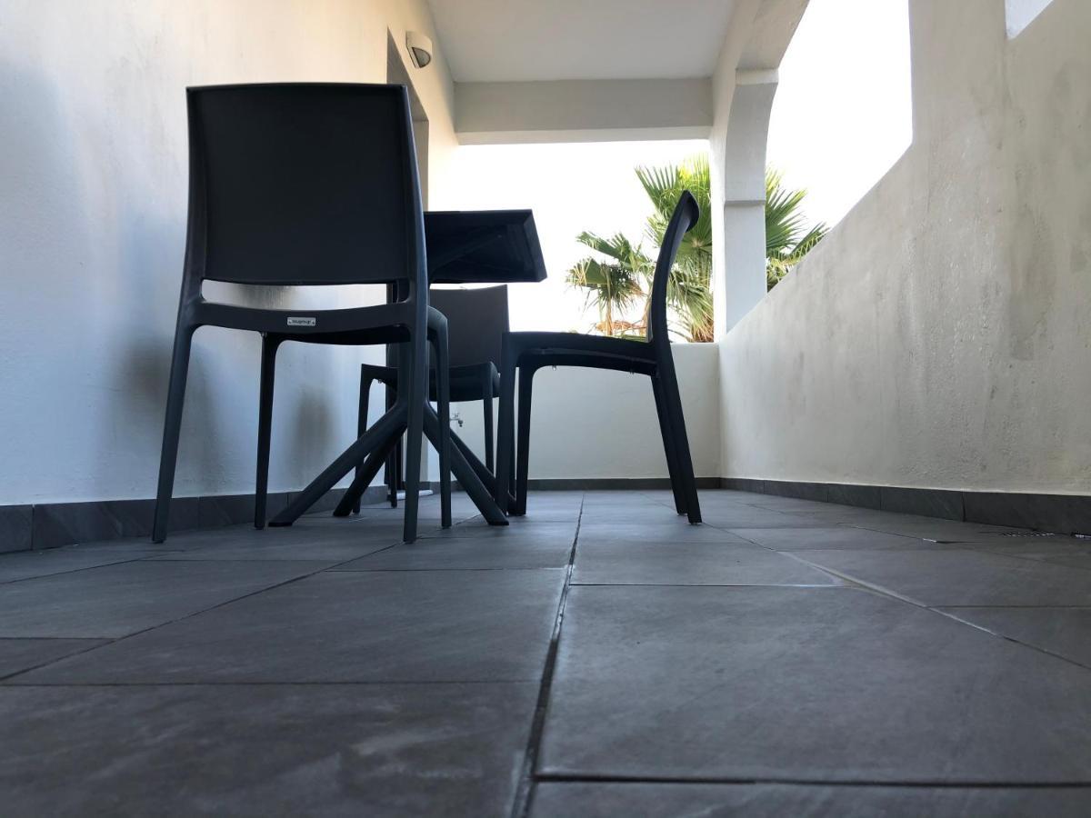 Aparthotel Dragonfly Kamari (Santorini)