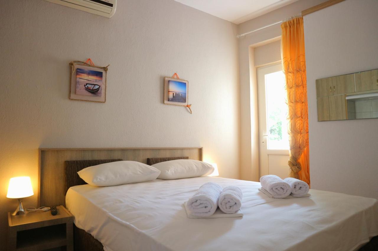 Edelweiss Studios Apartment