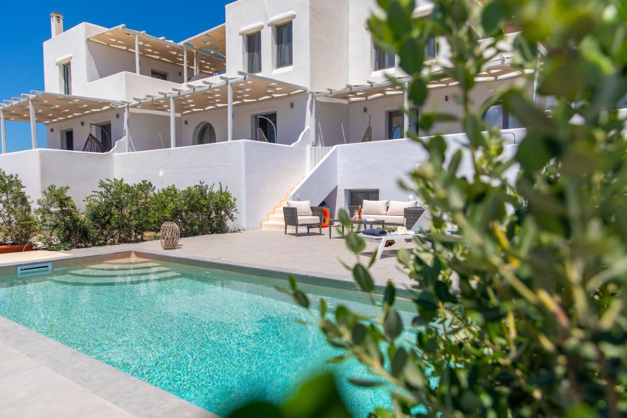 Villa Salinus Beachfront Private Pool *