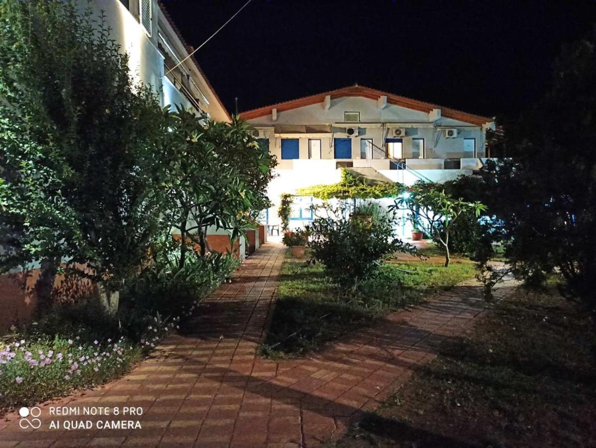 Guest house Vias *