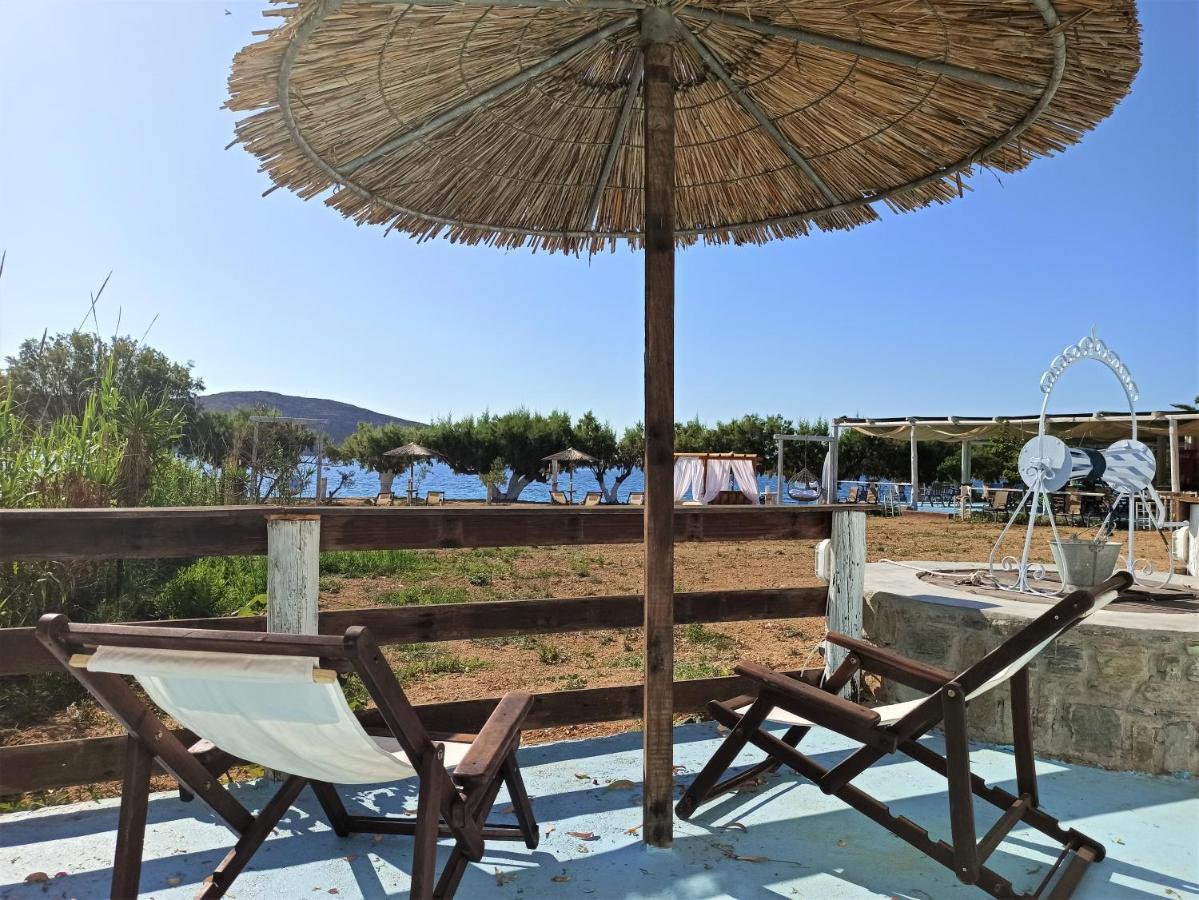 Alexandros By The - Serifos Guest house