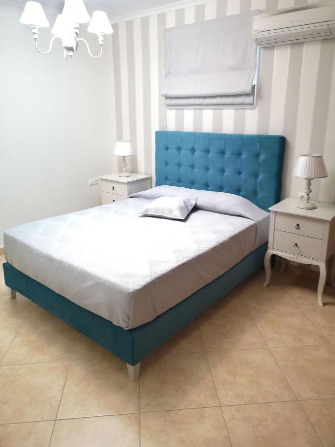 Apartment Pirofani *