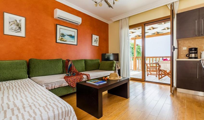 Agios Nikitas Resort Villas
