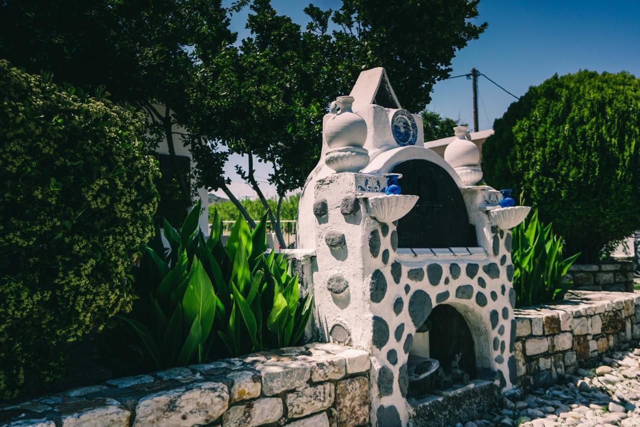 Skyros Avra Residences Aparthotel *