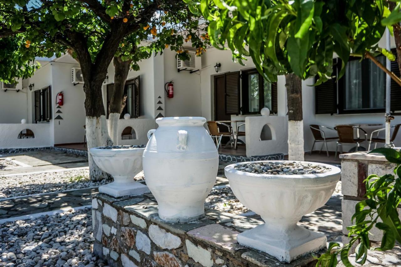 Skyros Avra Residences Aparthotel