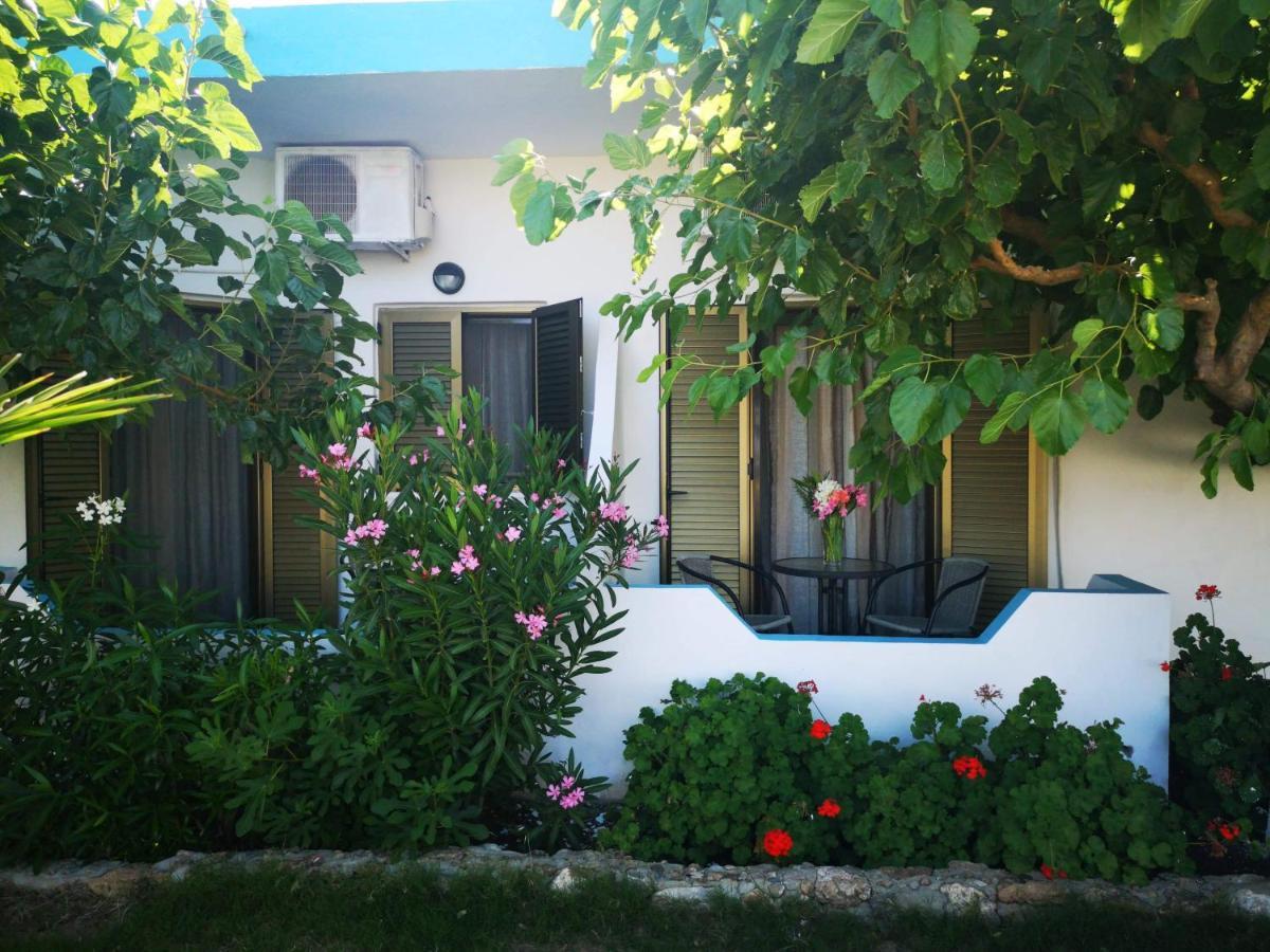 Orthi Ammos Frangocastelo
