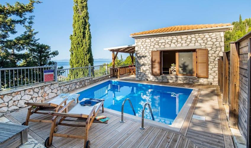 Villa Agios Nikitas Resort Villas *