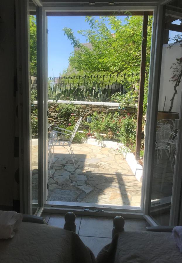Danaides Studios * Batsi (Andros)