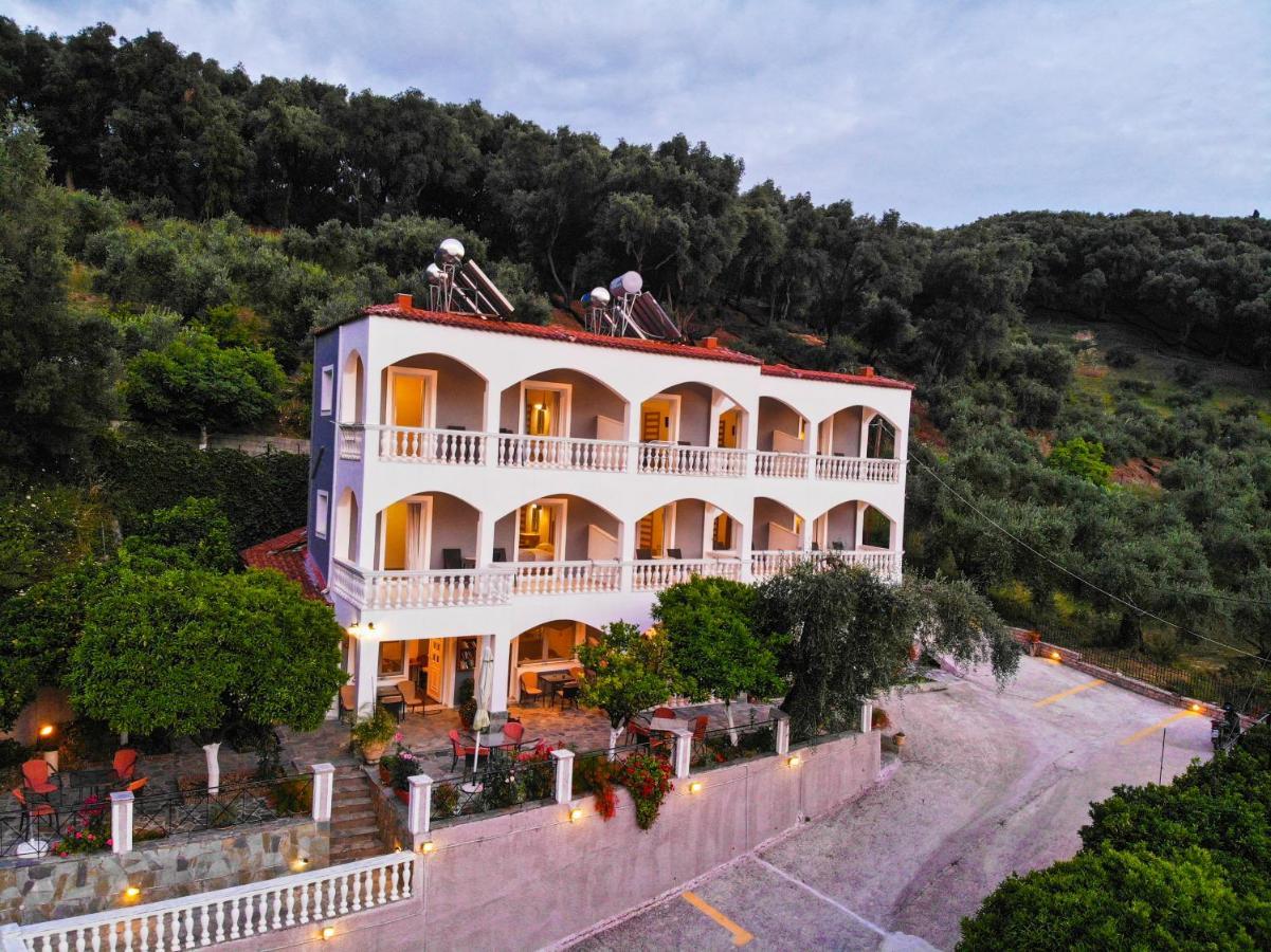 Vassilis Studios * Parga