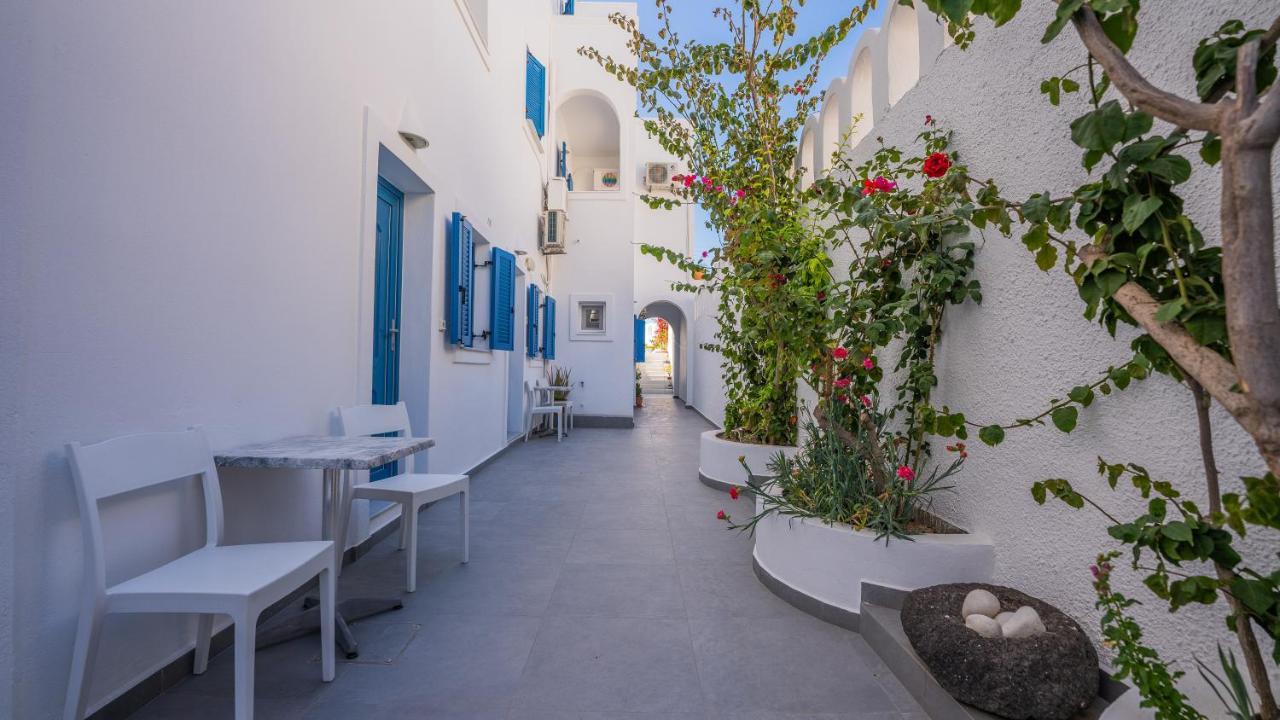 Anna's Karterados (Santorini)