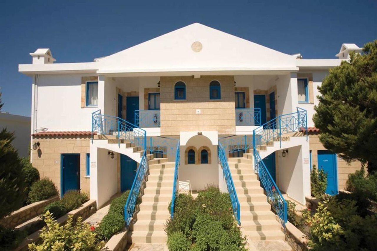 Islands Hotel 2*