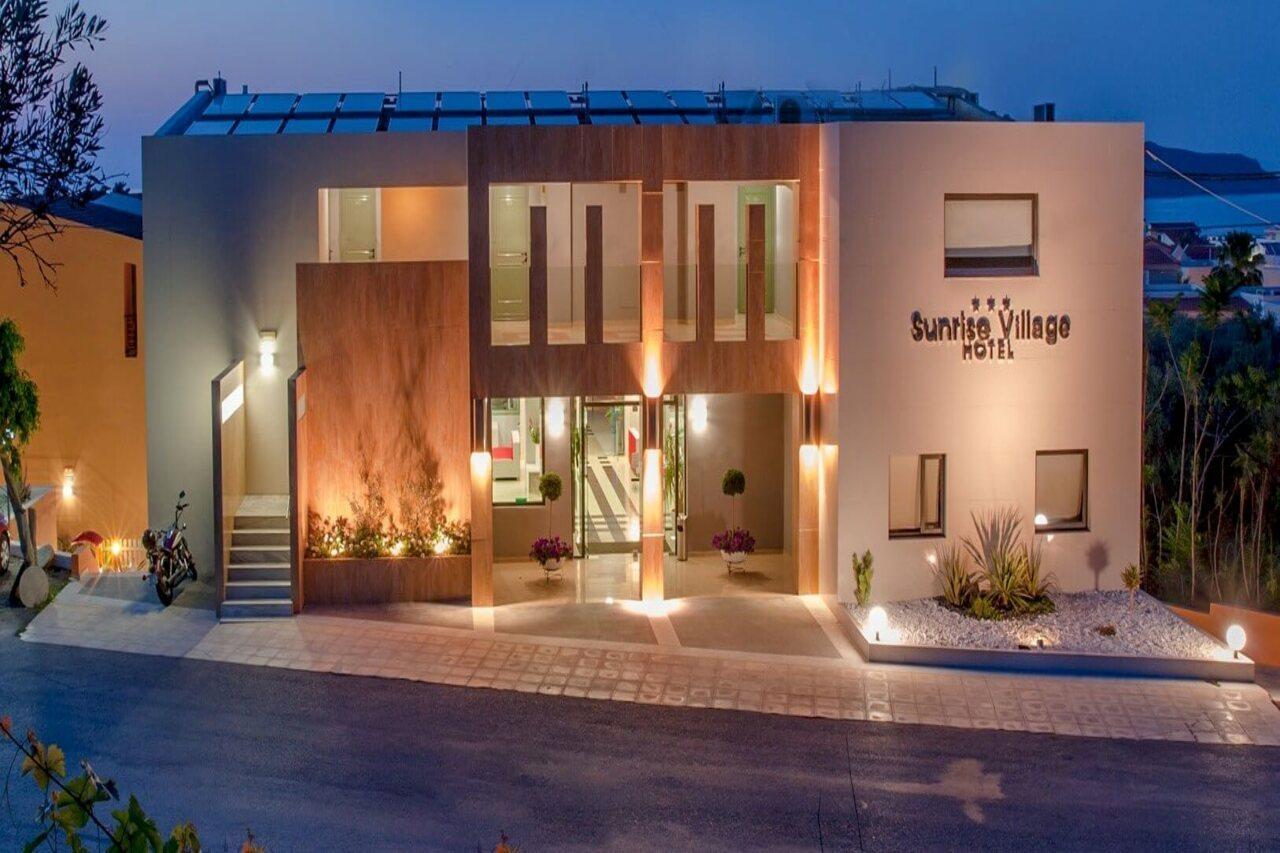 Hotel Sunrise Village 3*
