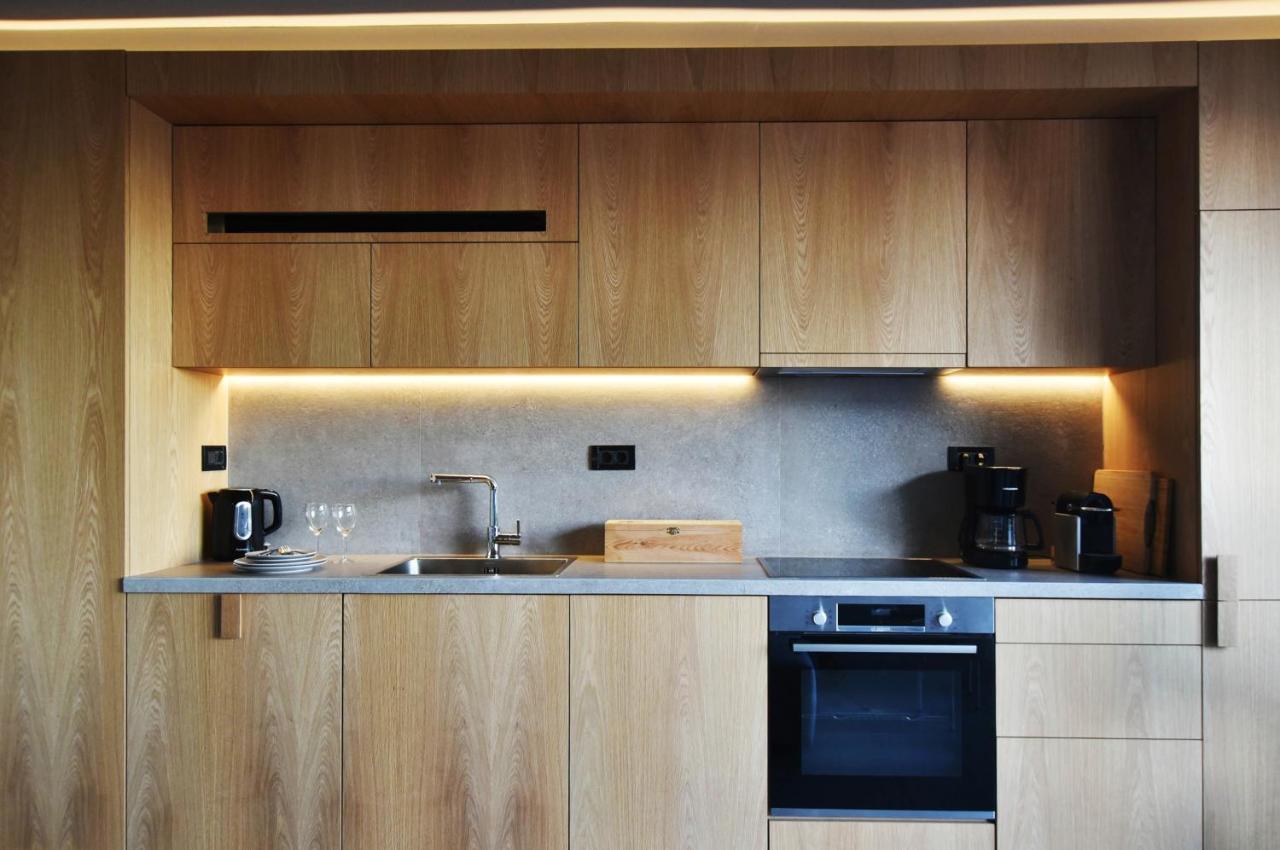 Apartment Groovy By Stylish *