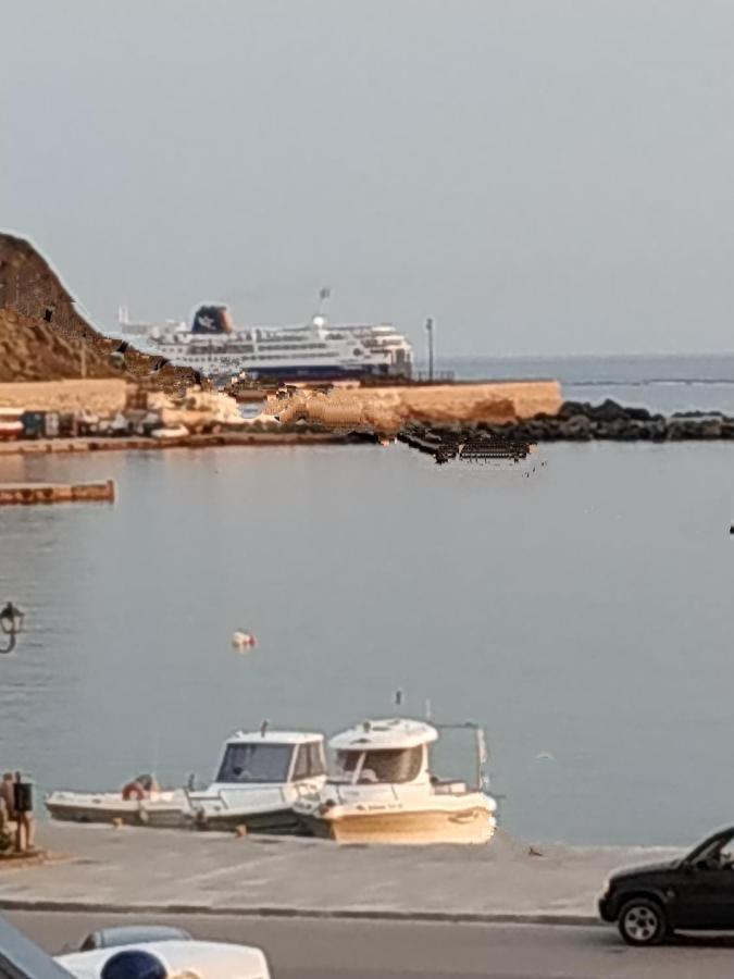 Enalion-tinos Tinos