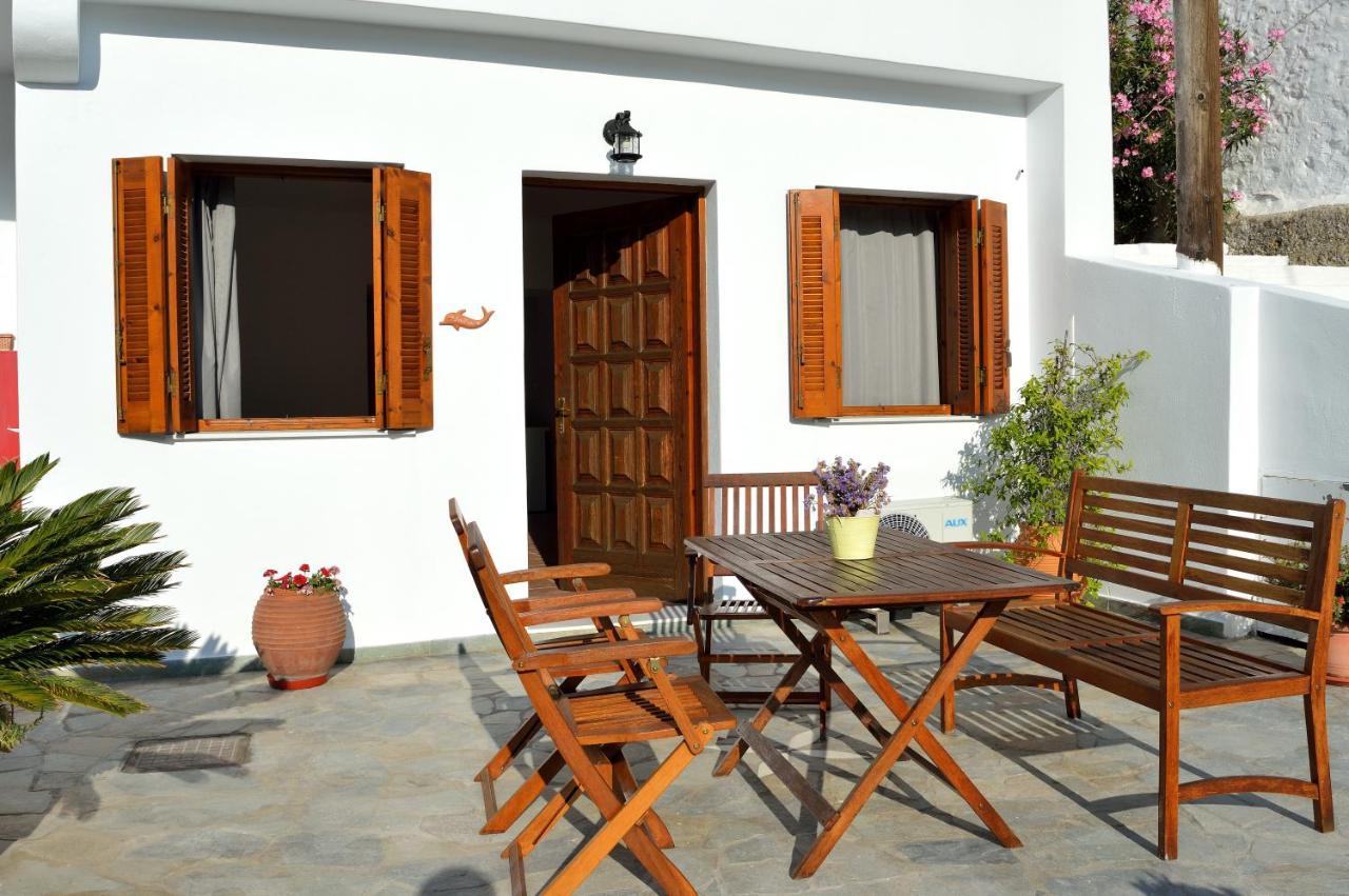 Kalliopi Vikeli Apartment Adamantas (Milos)