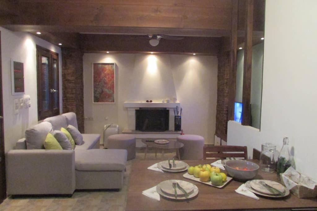 Holiday home το σπιτι με την σπηλιά *