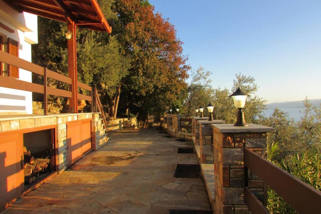 Holiday home το σπιτι με την σπηλιά Platanias (Thessaly)