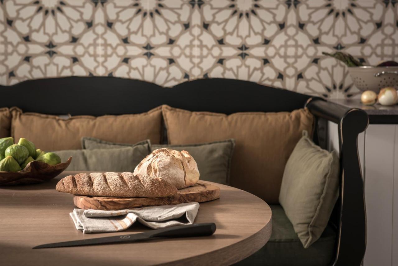 Tarsia Homes & Suites *