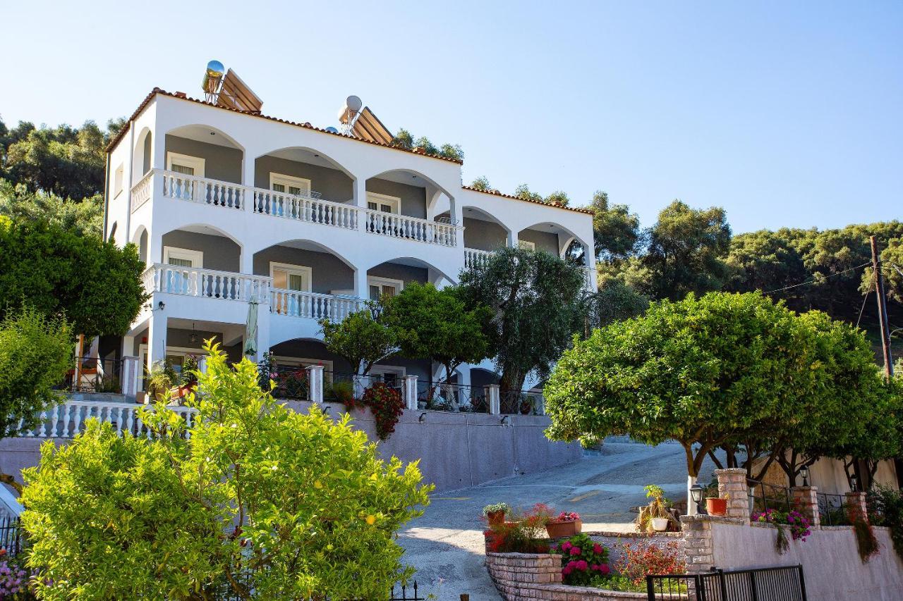Apartment Vassilis Studios Parga
