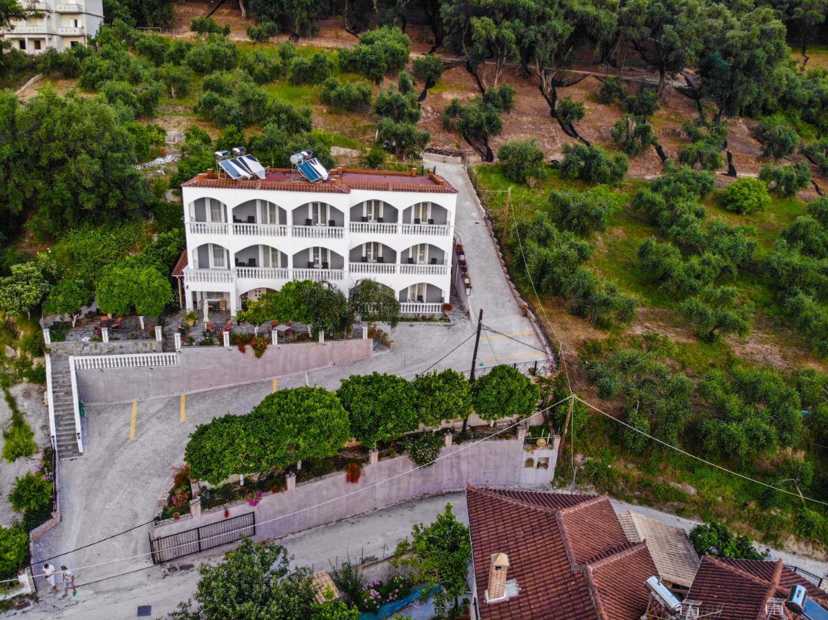 Vassilis Studios *