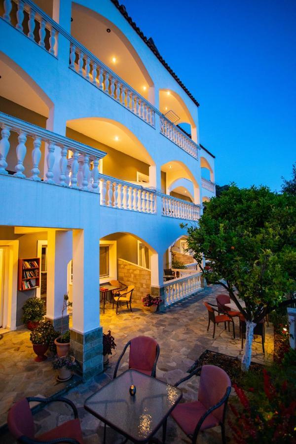 Vassilis Studios Parga