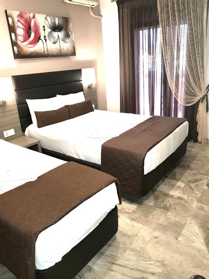 Kostas Hotel