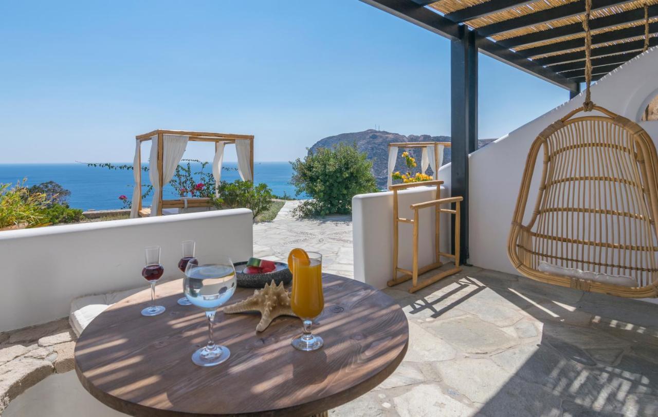 Psaravolada Milos Hotel 3*