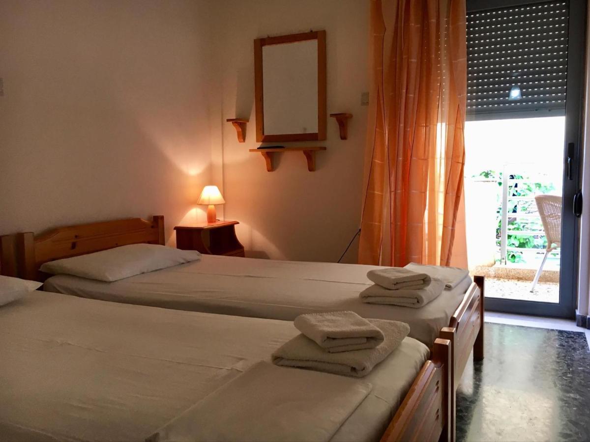 Kritikos Apartment