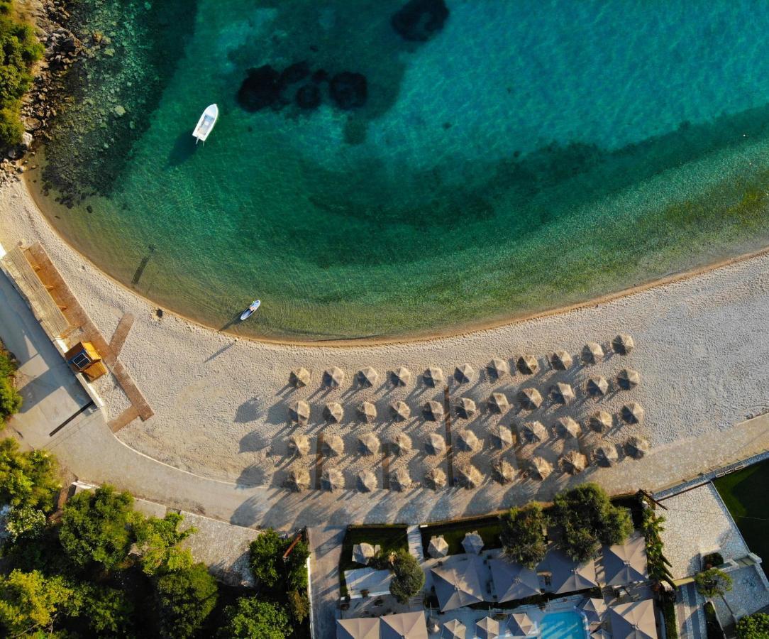 Prima Vista Beachfront Boutique Hotel 5*