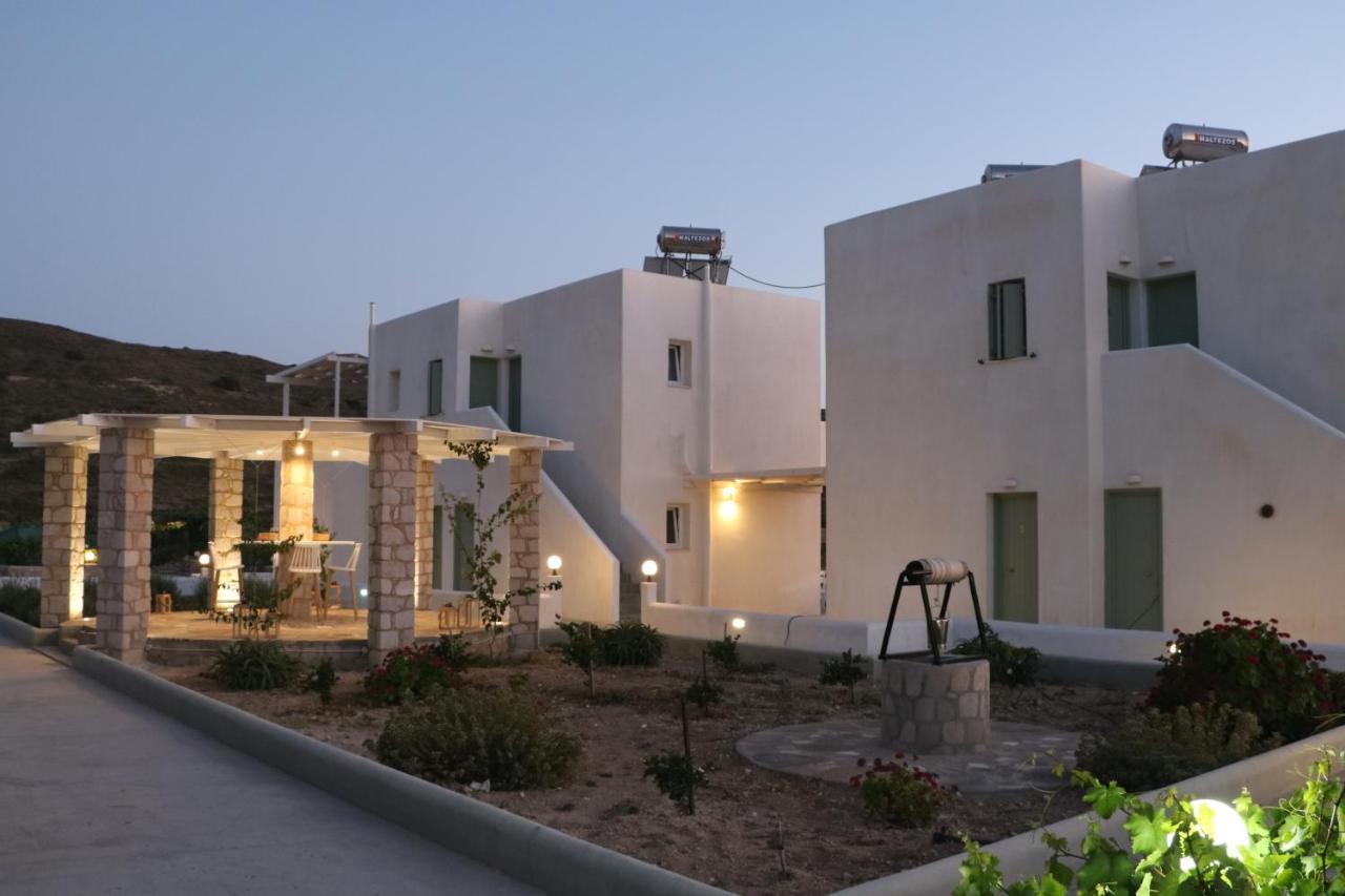 Hawk Stone Apartment Adamantas (Milos)