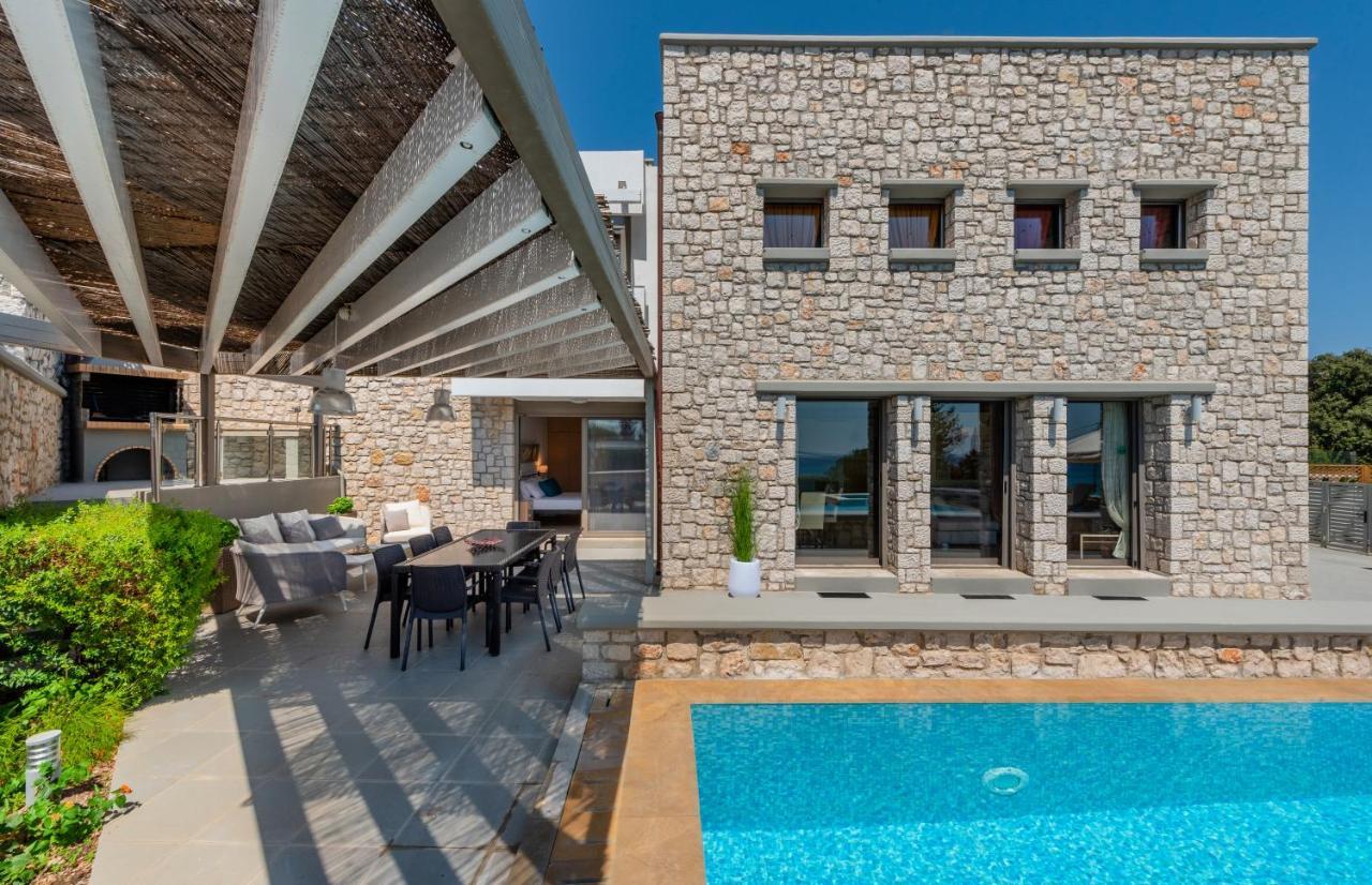 Villa Costamare - Enjoy Lazy Days On The Private Pool-Jacuzzi Pefki (Rhodes)