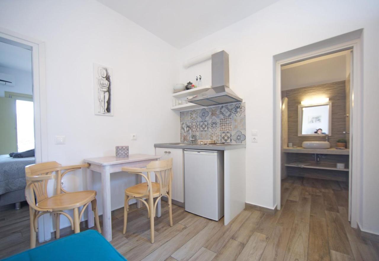 Apartment Diasino And Car