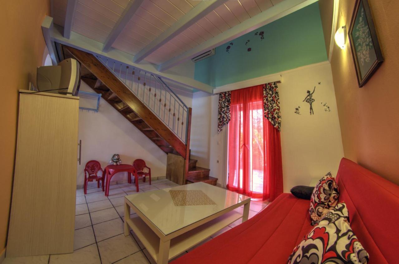 Aparthotel Eleni Holidays With Swimming Pool, Sidari Corfu Sidari (Corfu)
