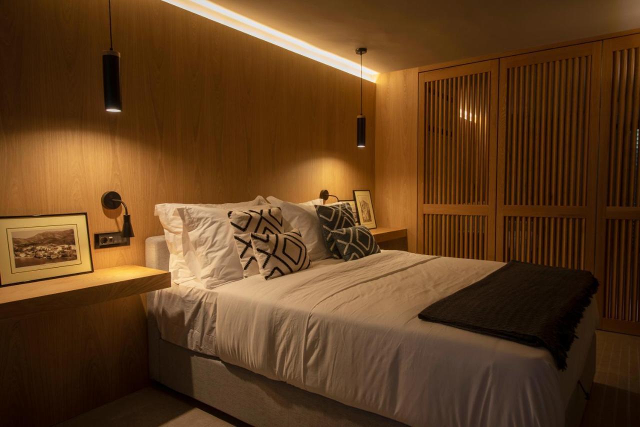 Apartment Groovy By Stylish Athens
