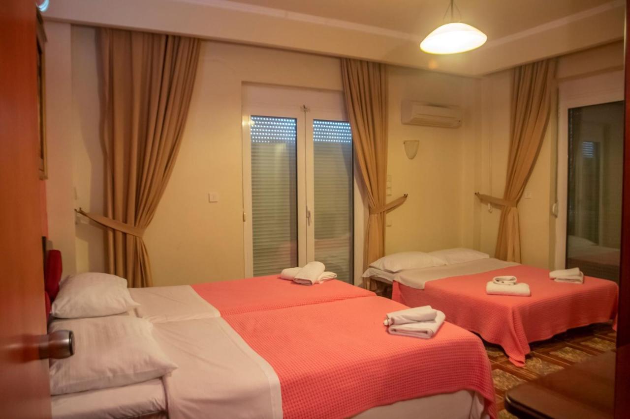 Astoria Hotel 2*