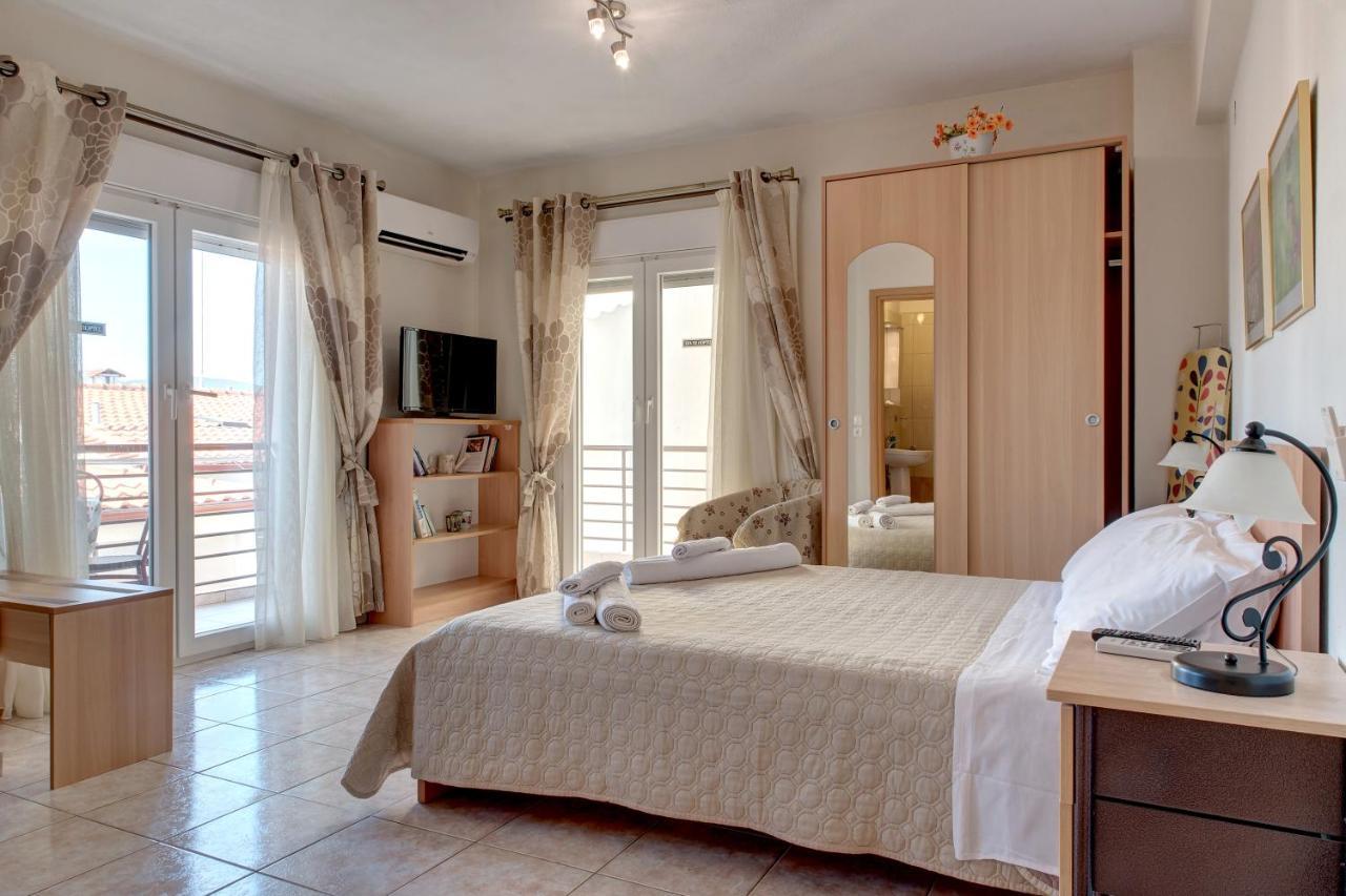 Achilleas Apartment *