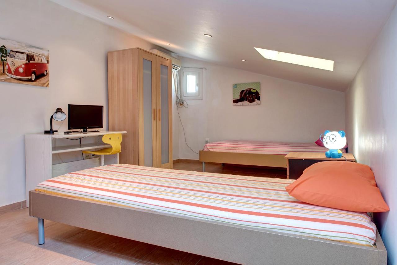 Apartment Achilleas *