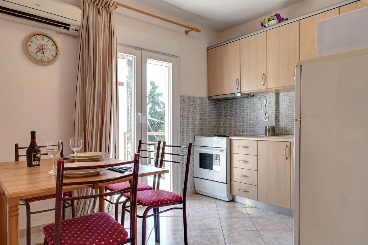 Achilleas Apartment *
