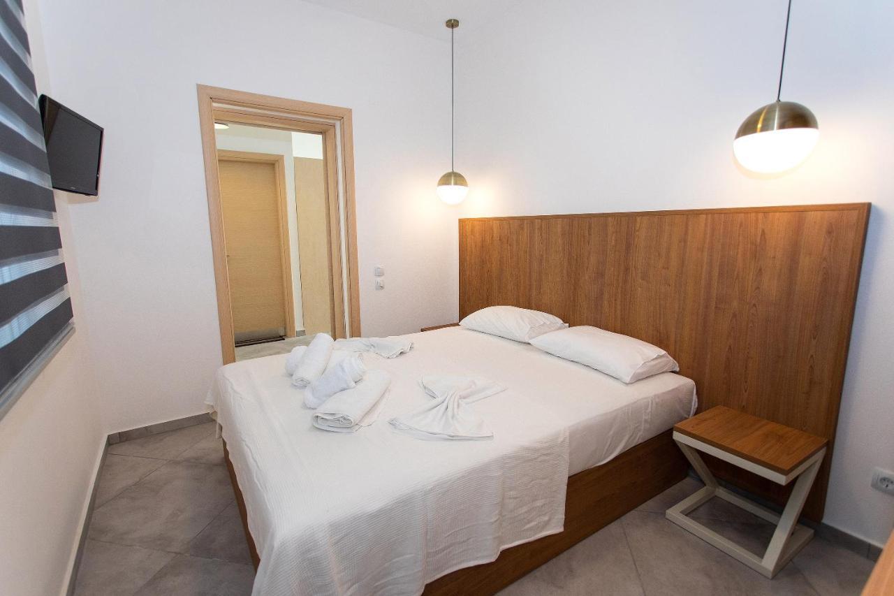 Vassilis Studios * Parga