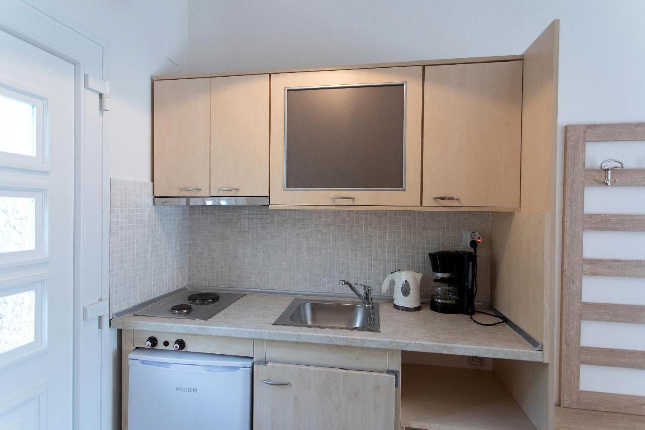 Vassilis Studios Apartment Parga