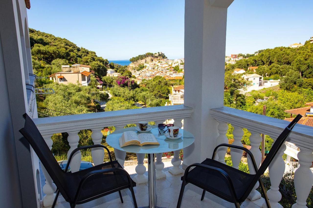 Vassilis Studios Apartment Parga