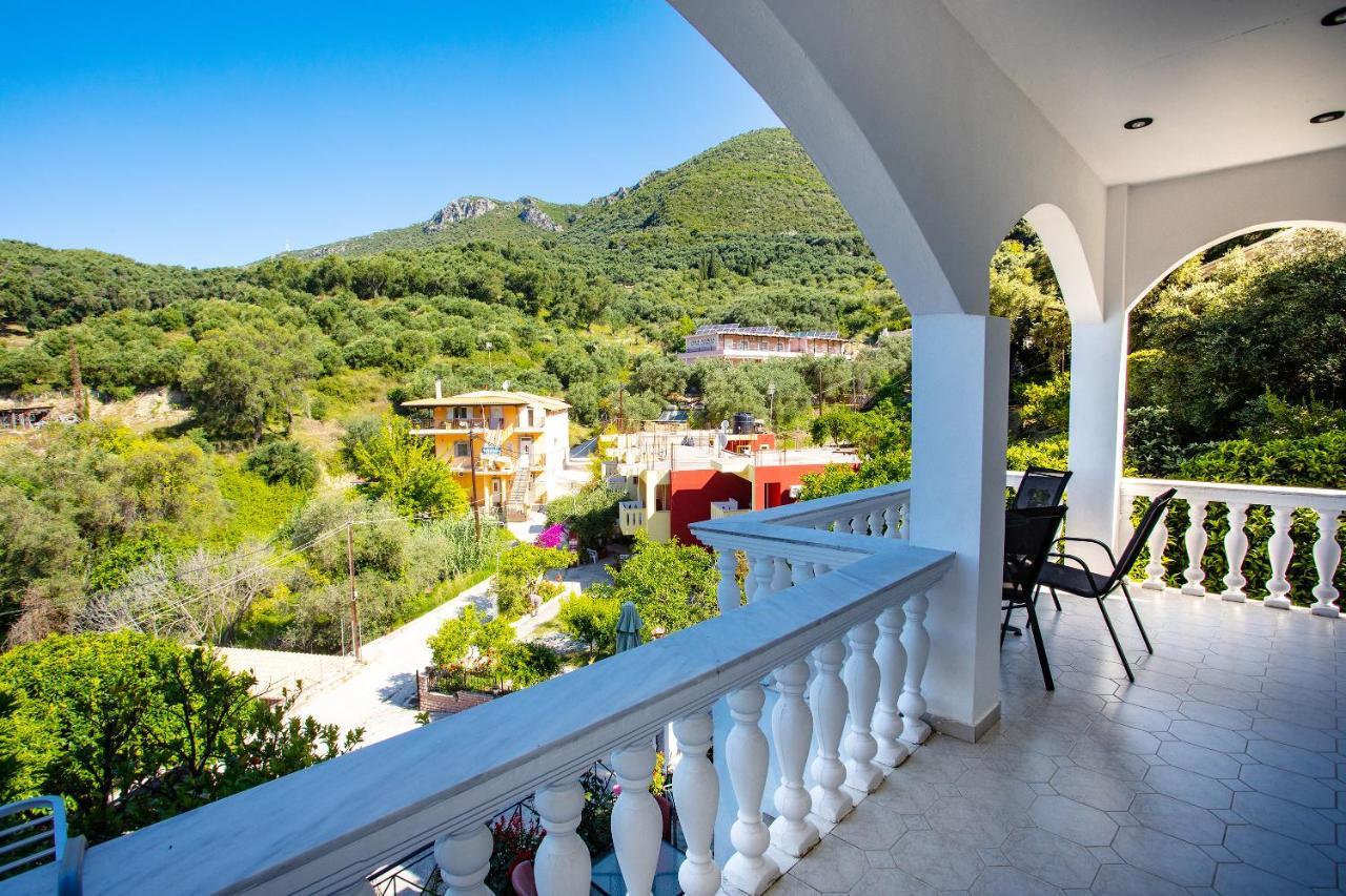 Vassilis Studios Parga