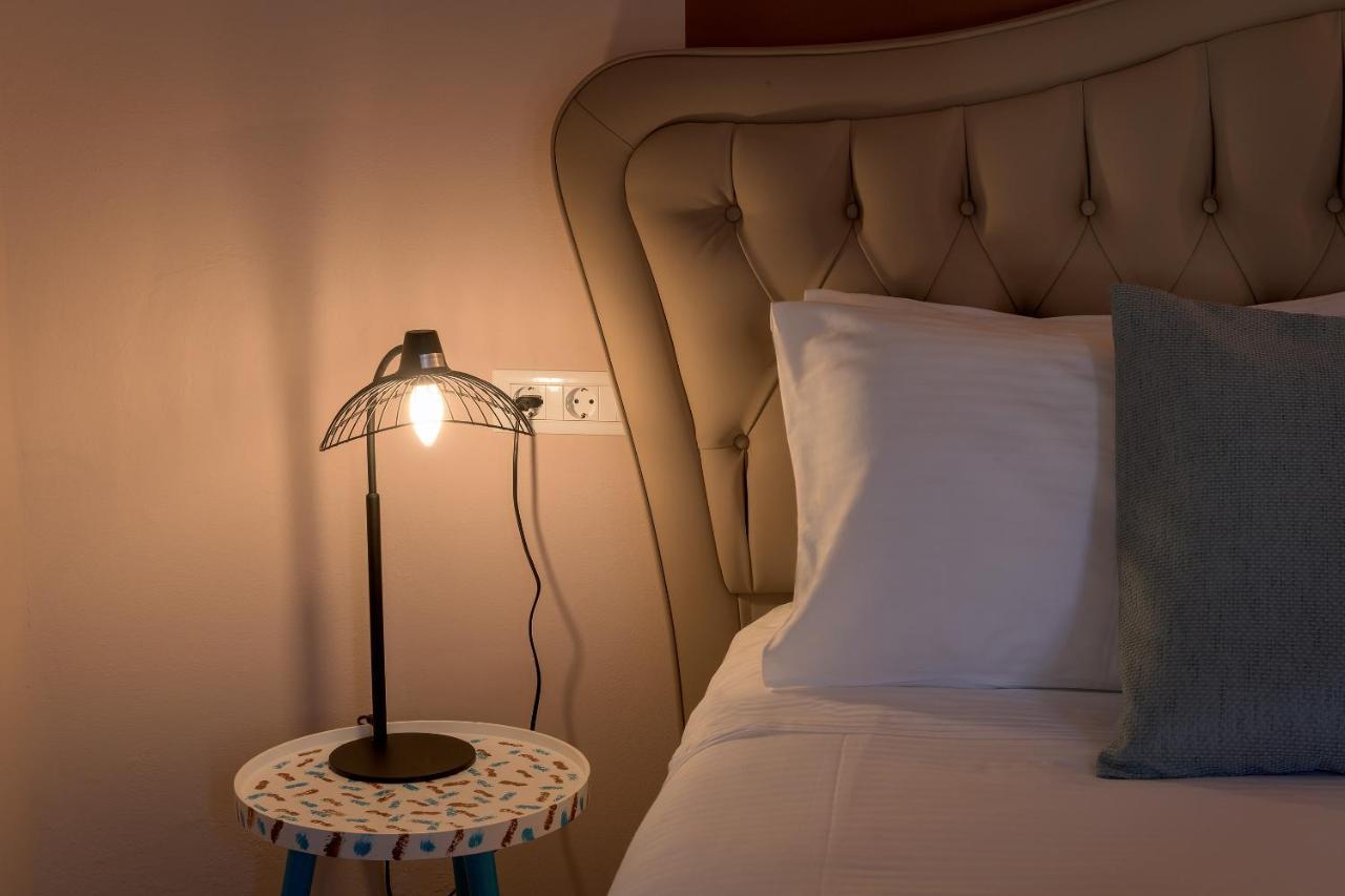 Hotel Grace & *
