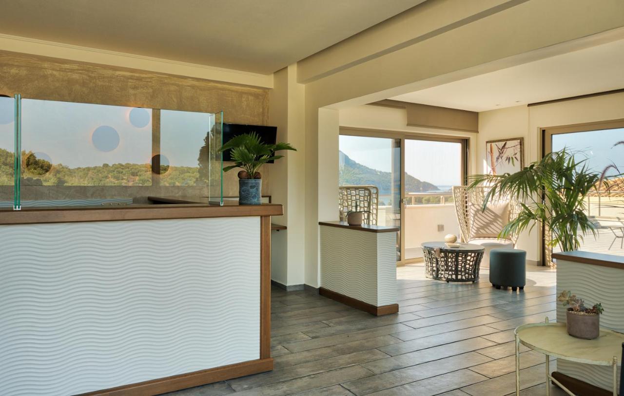 Prima Vista Beachfront Boutique Hotel 5*